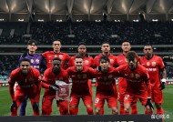 bob体育官网-中超实力对阵，雄鹰搏击争夺胜负难分的简单介绍