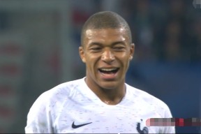 bob体育-法国豪门凭借进攻火力，轻松取胜对手(法国优秀门将)